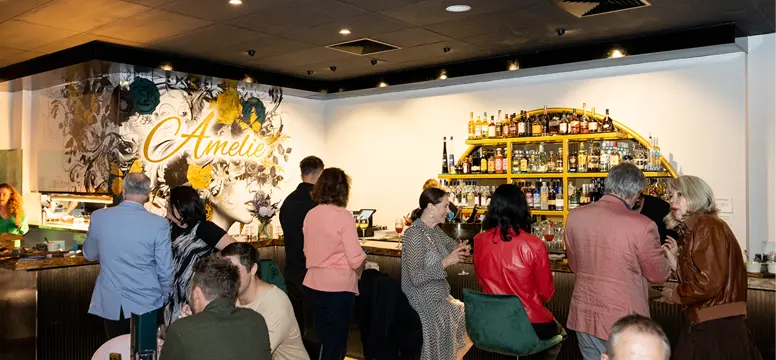 Bar Amelie New Business