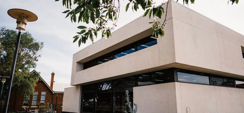 Library Exterior 5185