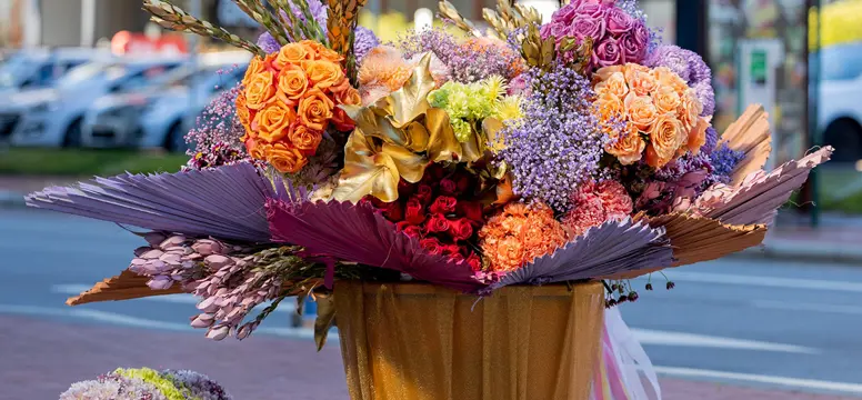 Flower pot