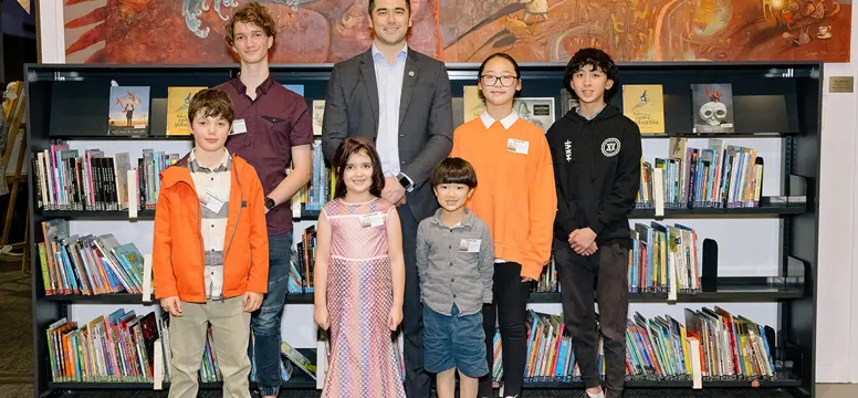 Winners and Mayor 2022 Shaun Tan Awards Subiaco Library_1