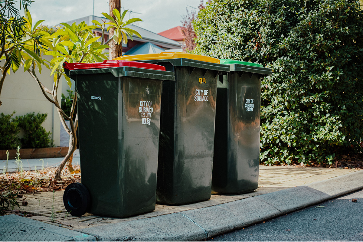 Icons of three bins