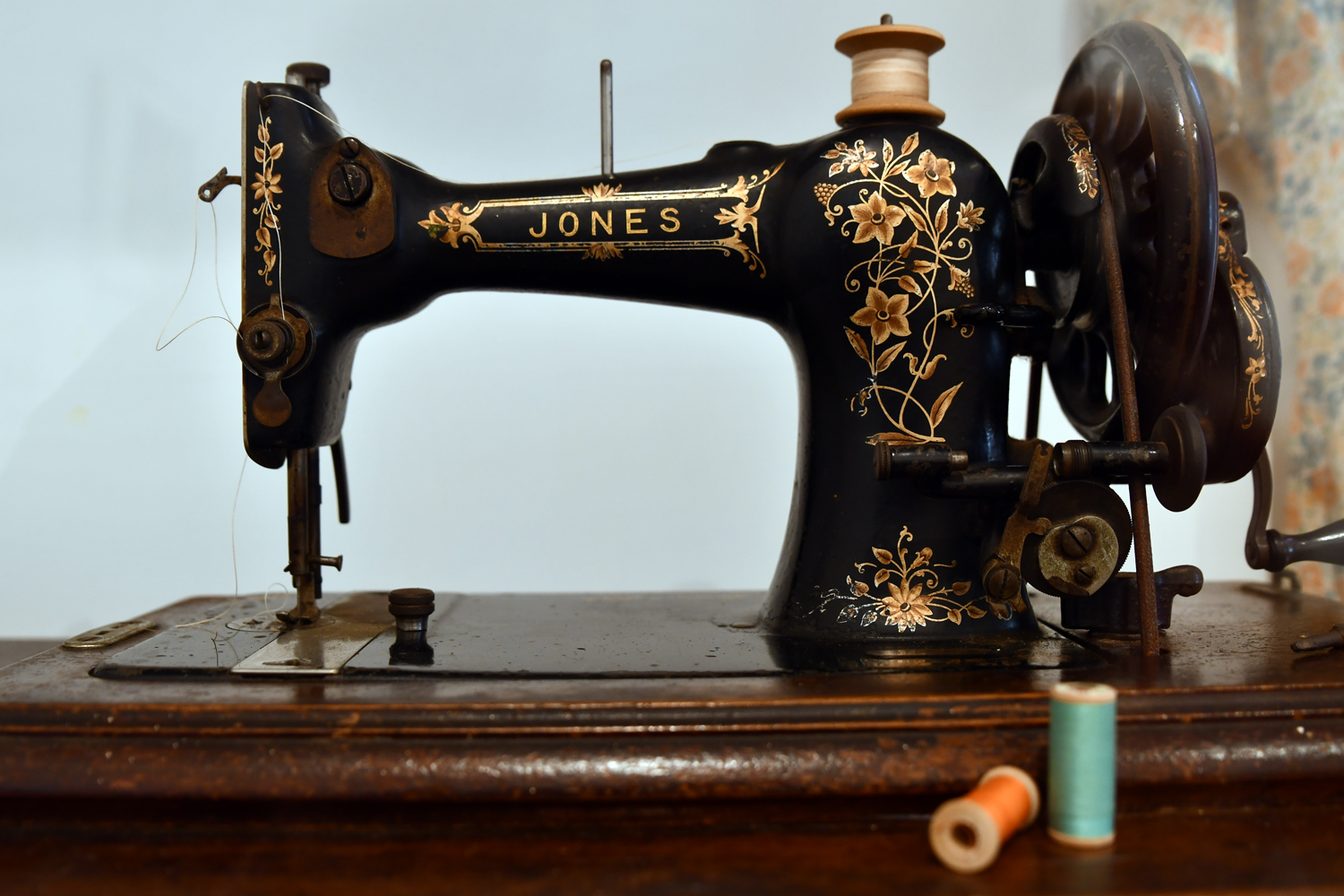 Museum exhibition piece sewing machine