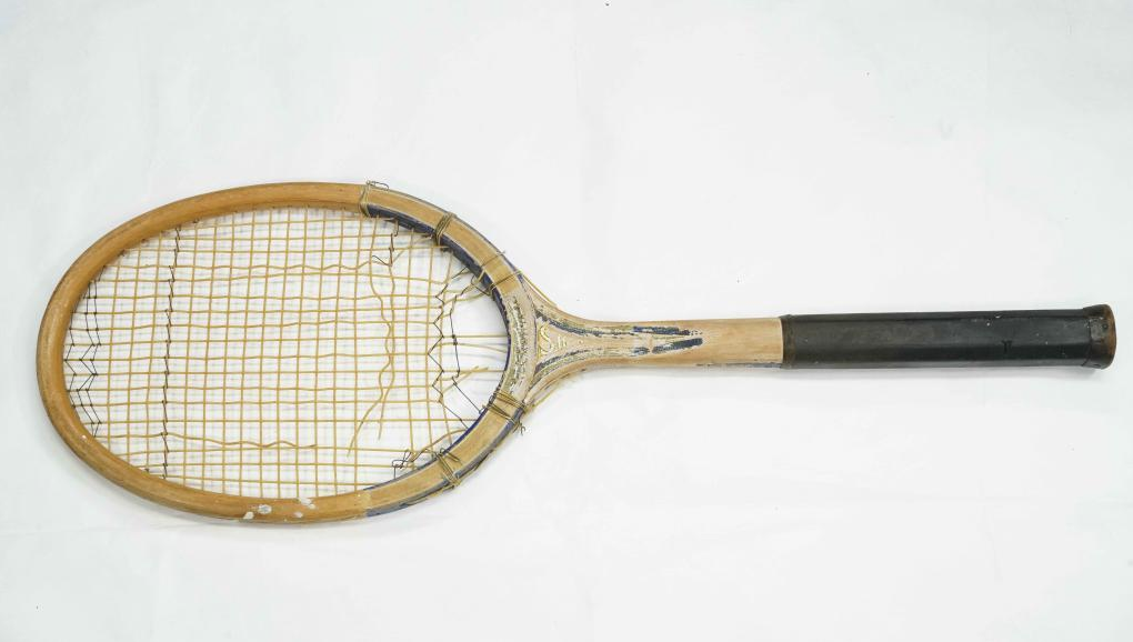 TENNIS RACQUET: WOODEN, OVAL SHAPE
